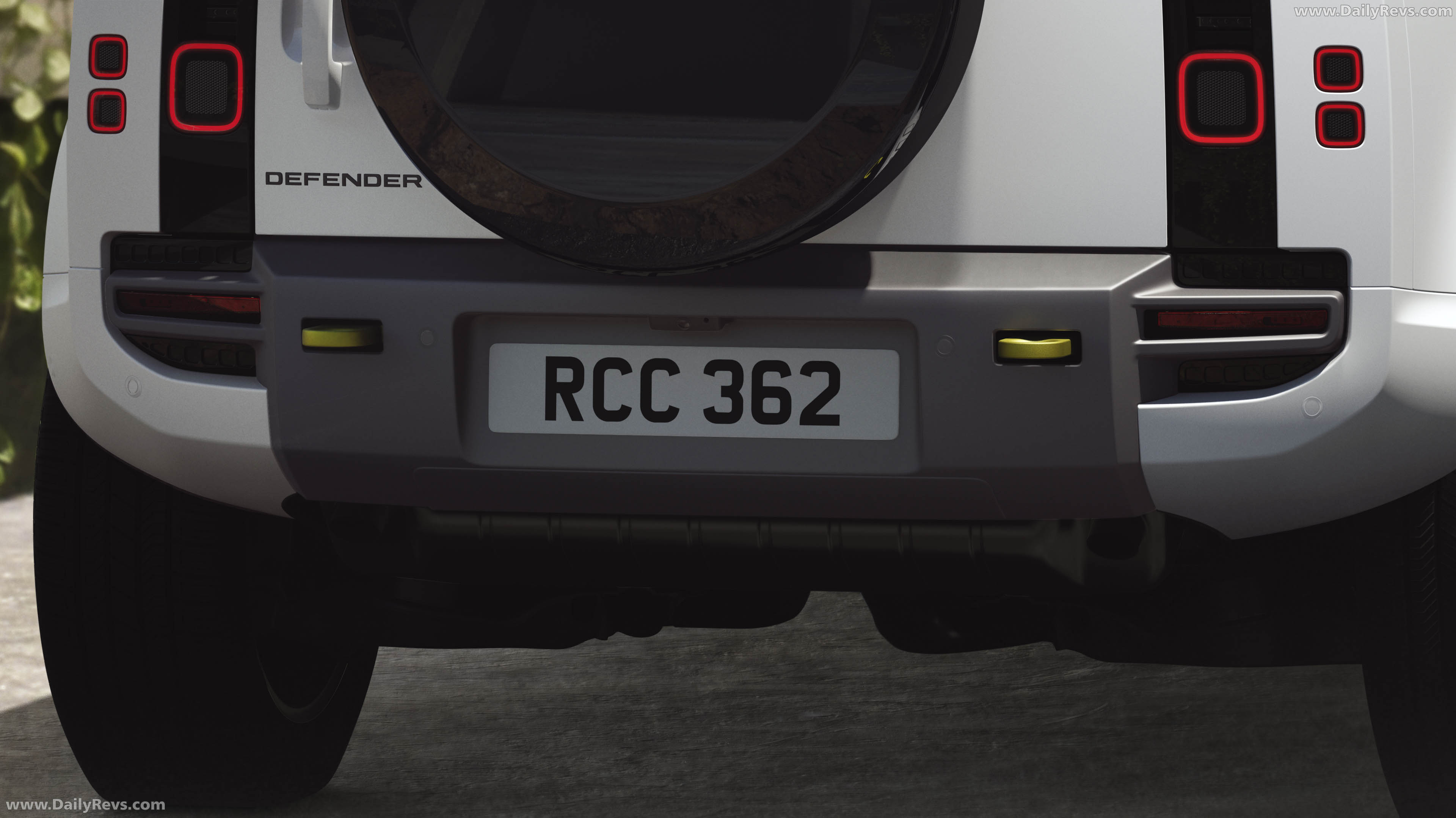 2027 Land Rover Defender 90 Vertex Exterior